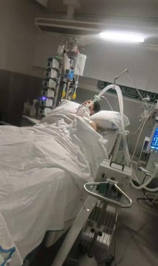 Jugó en el Bayern Múnich y ahora lucha por su vida porque sufre muerte cerebral