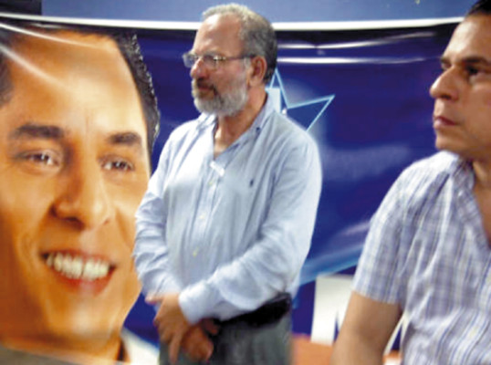 Solicitarán a Pastor postular candidatura