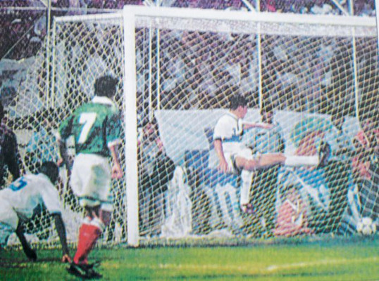 La noche que Honduras perdió todos sus miedos ante México