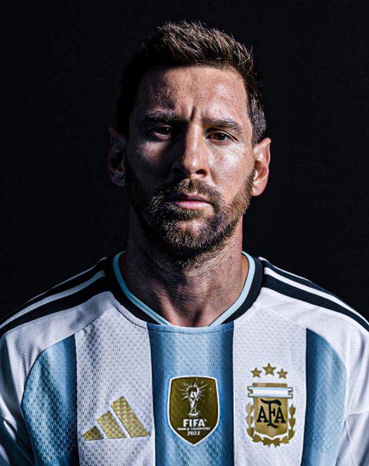 Lionel Messi sorprende al acordar comprar histórico equipo del fútbol español