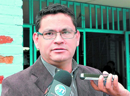 Escoto denuncia injerencia de diputados en protestas estudiantiles
