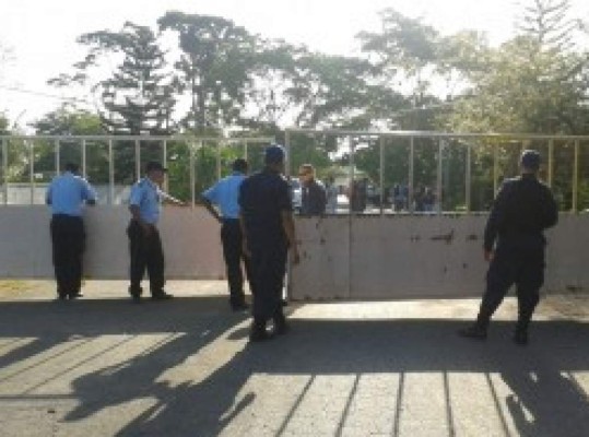 UNAH recupera dos de las regionales en huelga