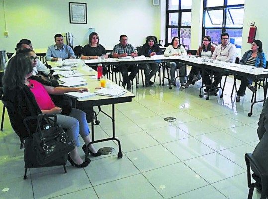 Jueces concluyen la primera etapa de capacitación