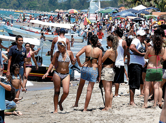 Gobierno aprueba largo 'feriadón” a burócratas