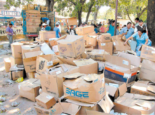 Equipo médico e insumos para Hospital del Sur