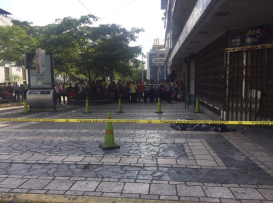 Honduras: Asaltan y matan a cambista de dólares en pleno centro de San Pedro Sula