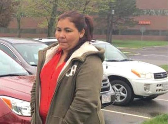 Hondureña logra frenar su deportación de Estados Unidos