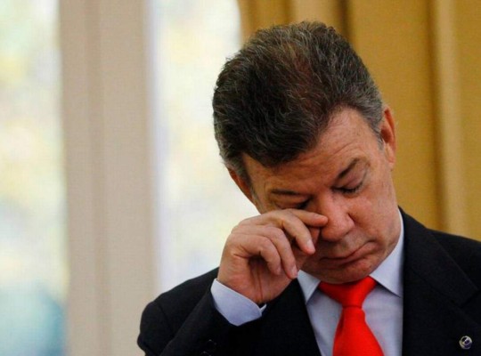 Presidente colombiano tuitea sobre el error cometido en Miss Universo&nbsp;&nbsp;