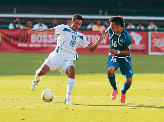 Honduras golea 3-0 a El Salvador previo al debut ante Panamá