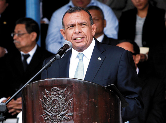 Fallo de La Haya ya no puede ser revisado más: Lobo