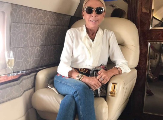 Laura Bozzo publica foto con un periodista peruano y sus fans los vinculan amorosamente&nbsp;&nbsp;