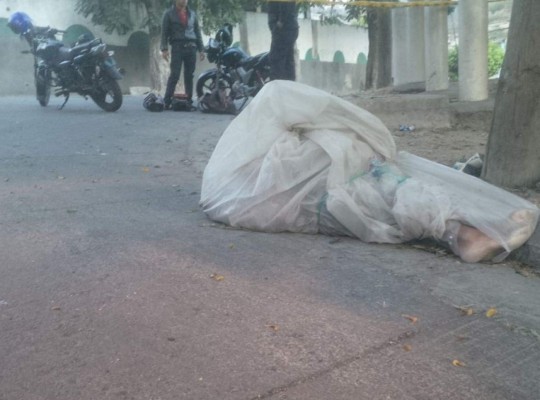 Tiran cadáver en colonia La Fuente