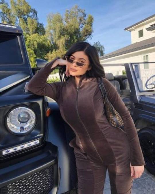 FOTOS: Así ha cambiado el cuerpo de Kylie Jenner luego de dar a luz a su primera hija