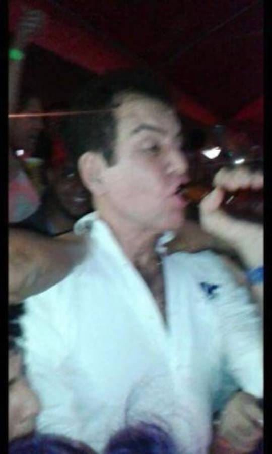 Salvador Nasralla: 'Dios se apiadó de mí y un muchacho me acercó una cerveza'