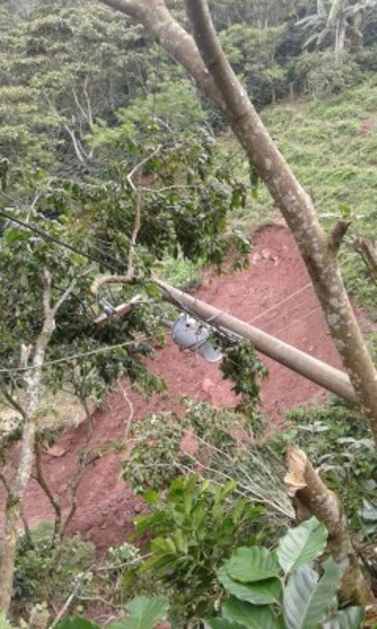 EEH atiende daños provocados por deslizamientos en varias aldeas del occidente del país