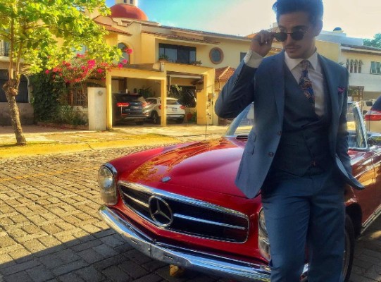 El sensual hijo de Eugenio Derbez se roba el corazón de sus seguidoras