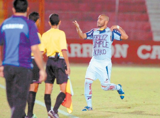 Victoria humilla y baila al Olimpia