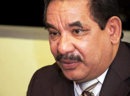 Díalogo en la UNAH no necesita sectores externos