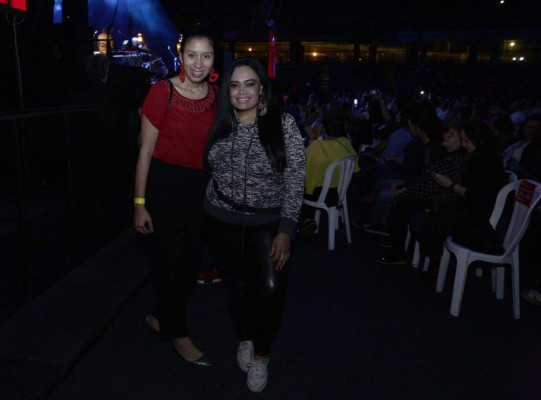 Perales se despidió a lo grande del público catracho