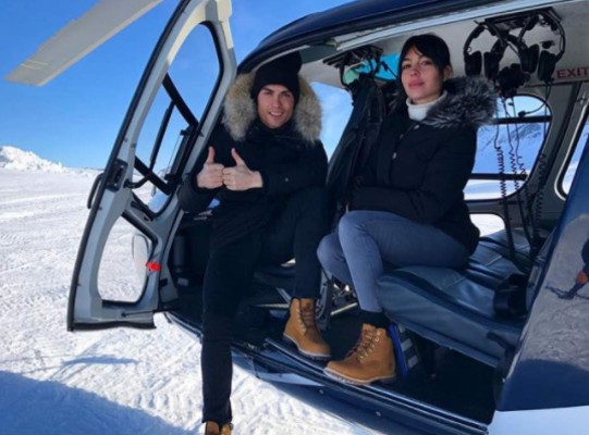 Cristiano Ronaldo regala costoso anillo de compromiso a su novia Georgina Rodríguez