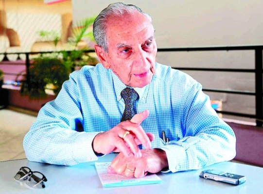 Emilio Larach: 'Esto tiene que resolverse, Honduras no puede seguir así”
