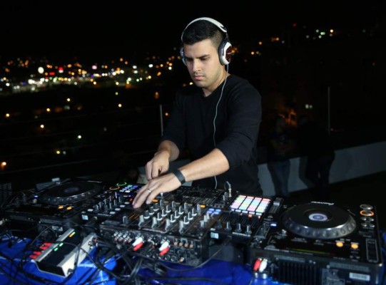 FOTOS: Las personalidades que asistirán a la boda de Carlo Costly