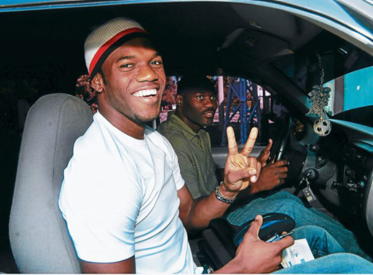 Suazo: 'Aún tengo aire para golear”