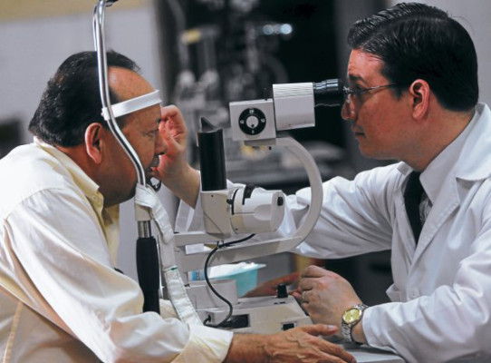 Cien mil hondureños al año recuperan el brillo de sus ojos