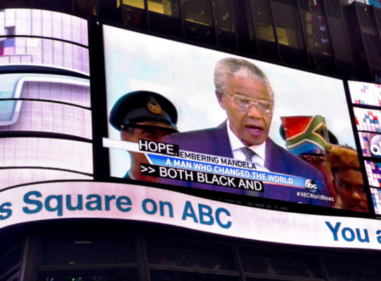 Los homenajes más creativos para Nelson Mandela