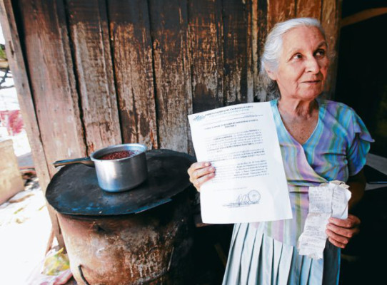 ENEE atribuye altos cobros a moras y errores de medición