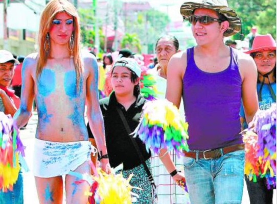 Iglesias en alerta ante las amenazas de matrimonio gay