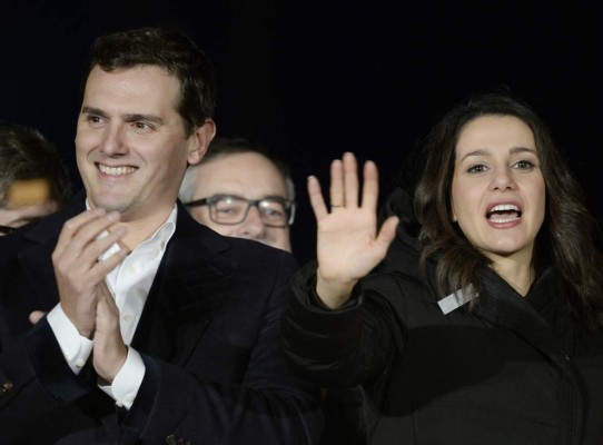 Así es Inés Arrimadas, la bella mujer que le ganó a Carles Puigdemont en Cataluña&nbsp;&nbsp;&nbsp;