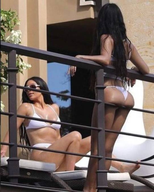 Hermanas Kardashian derrochan sensualidad durante vacaciones en Costa Rica