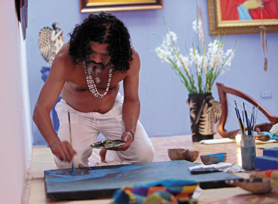 Nueva propuesta de la actriz hondureña Lorena Vindel