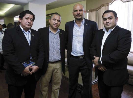 Premian labor de comunicadores hondureños