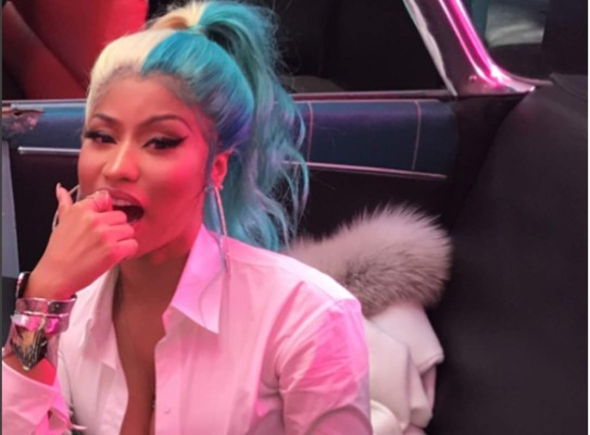 Nicki Minaj publica foto de su trasero y las redes enloquecen