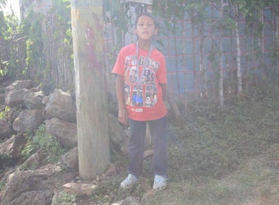 Ayúdenos a llevar felicidad a los niños durante Navidad