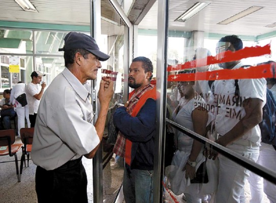 Se avizora caos en hospitales de SPS y Tegucigalpa por paro de residentes