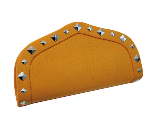 El clutch, sobrio y elegante accesorio