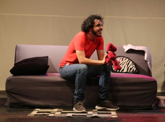 Luchas indistintas en 'La voz humana”