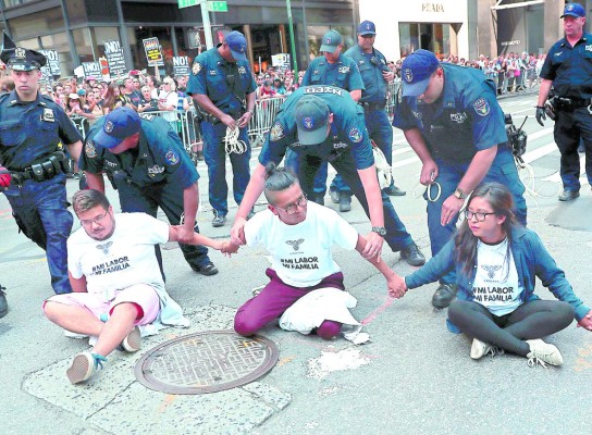 Soñadores en Estados Unidos quedan en manos de congresistas luego de cancelación del DACA