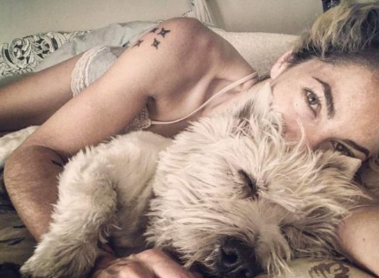 Fotos: Bárbara Mori genera revuelo en Instagram por tener unos brazos 'peludos'