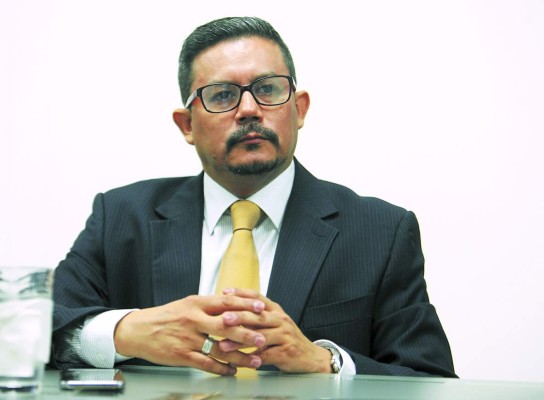 Fiscalizadores de partidos deben pasar las pruebas de confianza