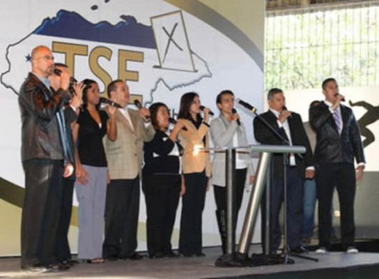 TSE define plan para cotejar actas con copias