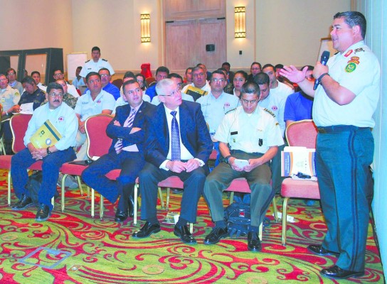 Entrenarán para enfrentar los desastres