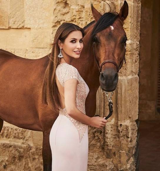 ¿Quién es Paloma Cuevas, la supuesta prometida de Luis Miguel?