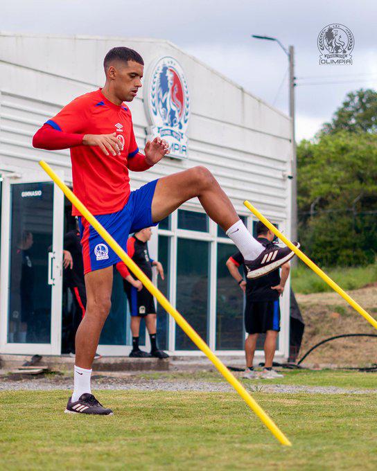 Tres bajas: Cambios en 11 titular de Olimpia por boleto a final de Copa Centroamericana