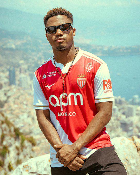 Fichajes: Firma con Barcelona pero se va a otro club y Real Madrid roba jugador al Atlético