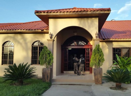 Allanan vivienda del alcalde de Yoro por sospechas de narcotráfico