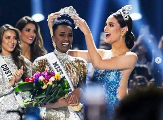Catriona Gray y el espectacular vestido que usó para entregar la corona  